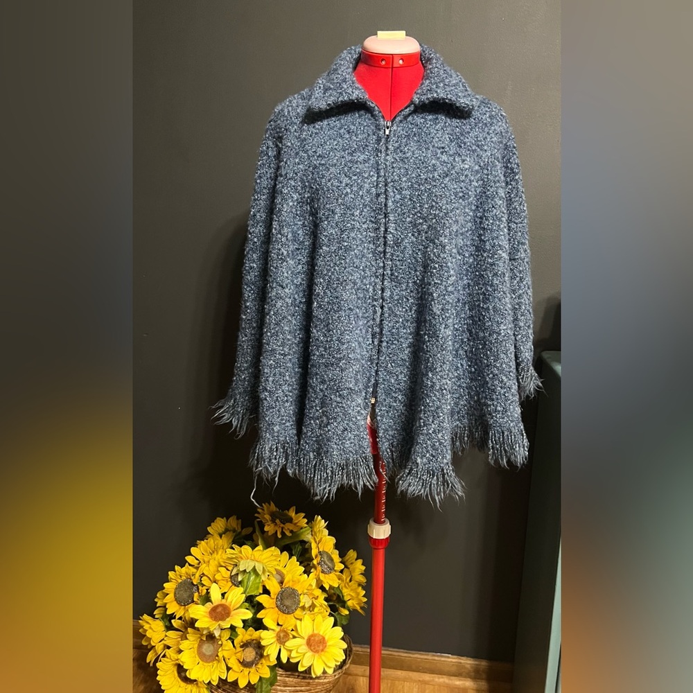 Branigan Weavers. Wool Elegant Blue Women's Cape